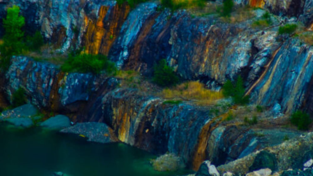 এ ছাড়া খাবারে অনীহা, মাথা ঘোরা-সহ নানা শারীরিক দুর্বলতা তো ছিলই তাঁদের মধ্যে। কেন এমন ঘটছিল?