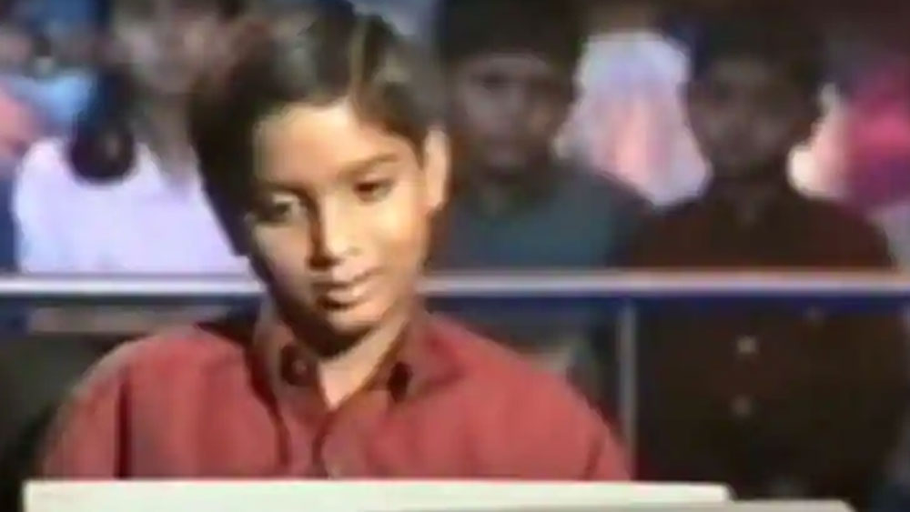 ২০০১ সালে কেবিসি জুনিয়র সম্প্রচারিত হয়েছিল। তারই প্রতিযোগী ছিলেন তিনি।