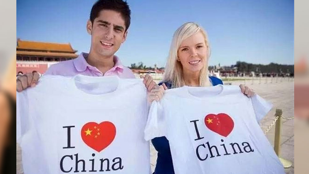 বিদেশিরা চিনা দ্রব্যে ভরসা করছেন, চিনের কোনও প্রকল্পের শিলান্যাস করছেন এমন বার্তা গেলে সেই জিনিস বা সেই প্রকল্পের প্রতি শুধু চিনাদেরই নয়, সারা বিশ্বের লোকেদের ভরসা জন্মায়।