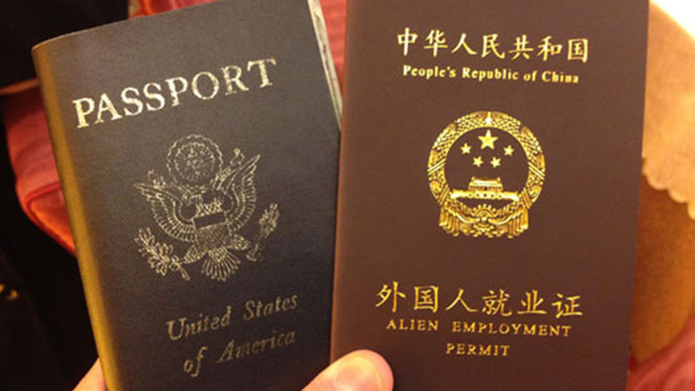 তবে এটা যে হেতু স্বীকৃত কোনও চাকরি নয় তাই প্রতারিত হওয়ার আশঙ্কা খুবই বেশি থাকে। এ ক্ষেত্রে কাজে যোগদানের কোনও প্রমাণপত্রও দেওয়া হয় না।