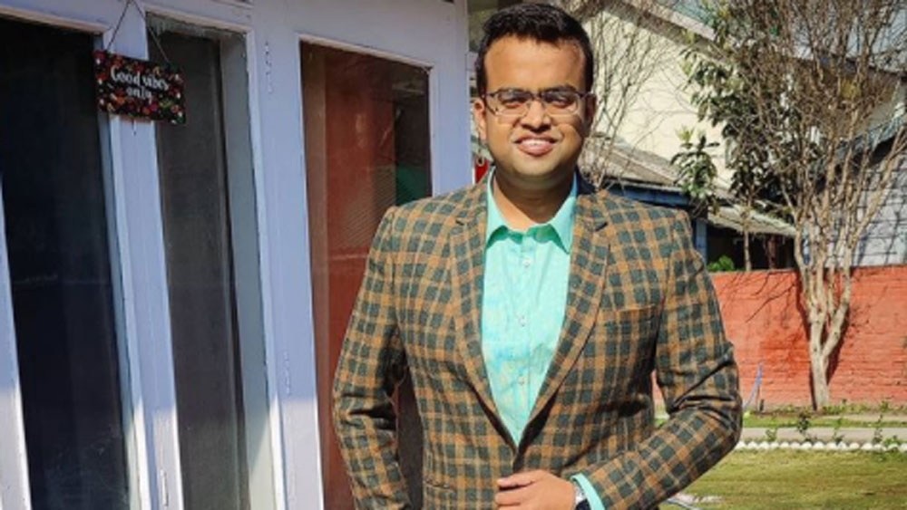 বছর খানেকের মধ্যে পার্কে লাগানো গাছগুলি বড় হয়ে জায়গাটিকে আরও সুন্দর করে তুলবে, মনে করেন ওই বন দফতরের অফিসার।