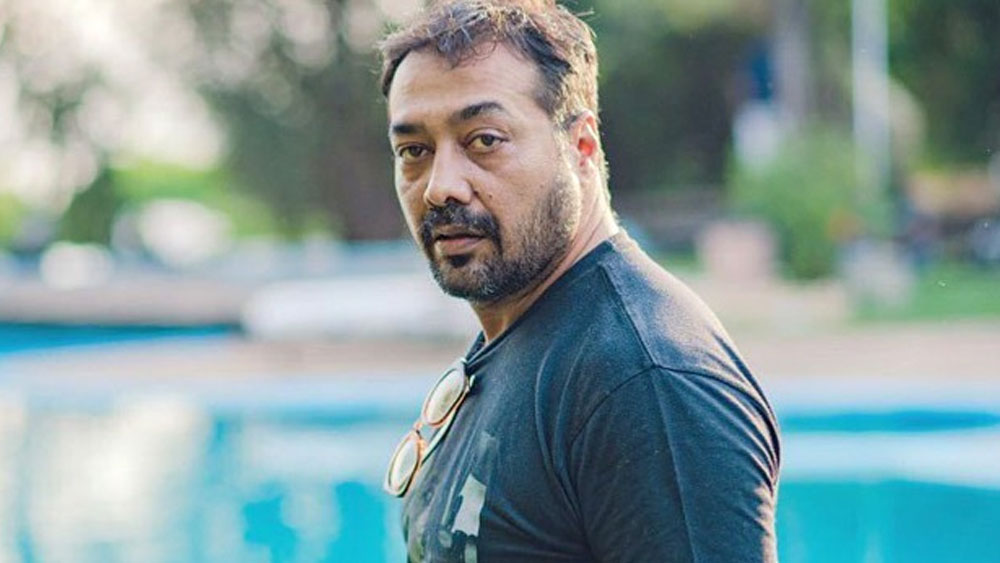 অনুরাগ কশ্যপ: অনেকের মতে দেশে বাণিজ্যিক ছবির ভোল বদলেছেন এই পরিচালক। যতটা সম্ভব কম বাজেটে ছবি বানানোর চেষ্টা করেন তিনি। একটি ছবির জন্য পারিশ্রমিক নেন ৮ কোটি টাকা।