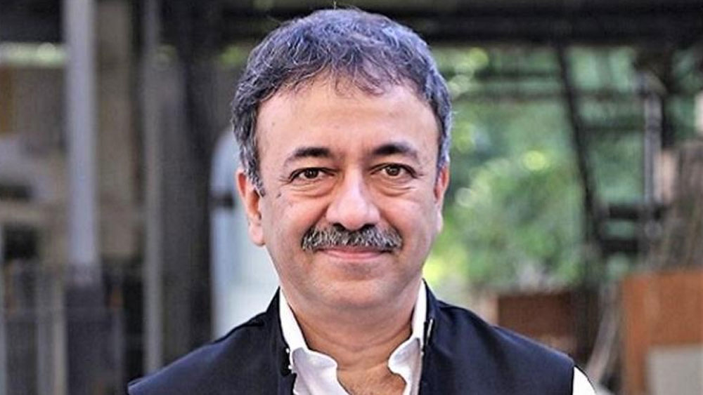 রাজকুমার হিরানি: ইন্ডাস্ট্রিতে তিনি রাজু নামেই বেশি পরিচিত। শাহরুখ খান তাঁকে ‘বলিউডের নিখাদ ব্যক্তি’ বলে সম্মোধন করেছিলেন।