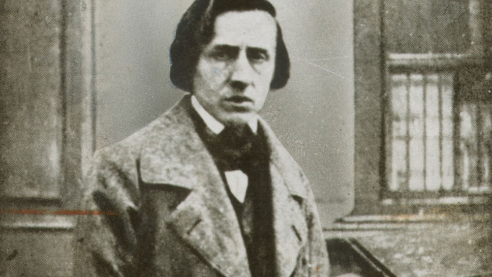 শপ্যাঁর মৃত্যুর পরই খুব সন্তর্পণে চিকিৎসকদের সাহায্য নিয়ে লুকিয়ে শরীর থেকে তাঁর হৃদয় বার করে নেন তাঁর বোন। তার পর সেটি একটি অ্যালকোহল ভরা বোতলের মধ্যে লুকিয়ে ফ্রান্স থেকে পোল্যান্ডে নিয়ে আসেন।