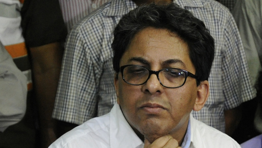 নবান্নের পথে আলাপন, শৃঙ্খলাভঙ্গের অভিযোগে ব্যবস্থা নেওয়ার পথে কেন্দ্রীয় সরকার