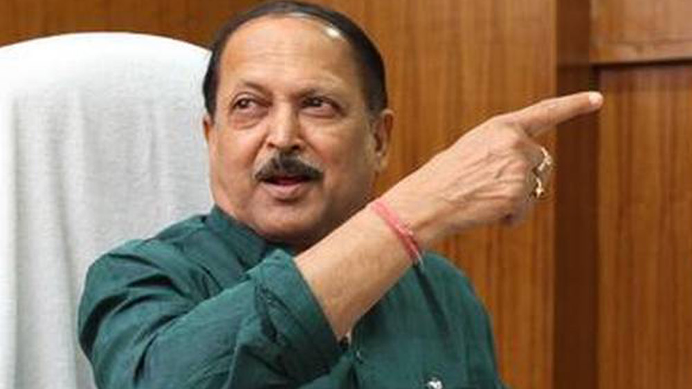 এক সময় এ রাজ্যের সর্বকনিষ্ঠ মন্ত্রী অথবা দেশের তৎকালীন প্রধানমন্ত্রী ইন্দিরা গাঁধীর বিশ্বস্ত কিংবা কলকাতার মেয়র, আবার দুর্গাপুজোয় শহরের অন্যতম নামী ক্লাব একডালিয়া এভারগ্রিনের উদ্যোক্তা— সুব্রতর জীবন ছিল আক্ষরিক অর্থেই বর্ণময়।