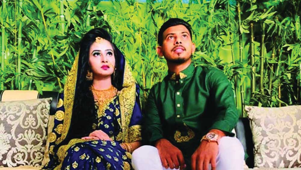 মোসাদ্দেক হোসেন-সারমিন সমীরা ঊষা: বাংলাদেশের আর এক ক্রিকেটার মোসাদ্দেক হোসেনও বিয়ে করেছেন তাঁর এক তুতো বোনকে। ২০১২ সালে তাঁদের বিয়ে হয়। সম্প্রতি অস্ট্রেলিয়া সিরিজে মোসাদ্দেক খেললেও, টি-টোয়েন্টি বিশ্বকাপের দলে জায়গা পাননি।