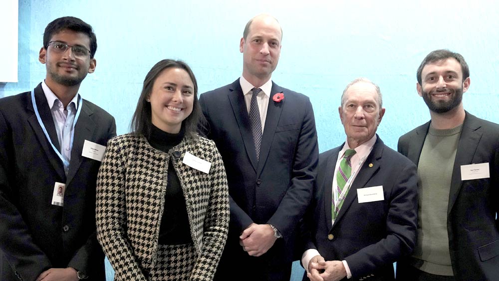 শস্যগোড়া না পুড়িয়ে কী ভাবে পুনর্ব্যবহারযোগ্য করা যায়, তার উপায় বার করেছেন ৩০ বছর বয়সি বিদ্যুৎ। ব্রিটিশ রাজকুমার উইলিয়ামের ঘোষিত ‘আর্থশট প্রাইজ’-এর চূড়ান্ত তালিকায় জায়গা করে নিয়েছে বিদ্যুতের তৈরি যন্ত্র।