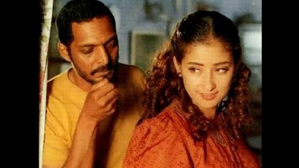 বিভিন্ন সময়ে একাধিক পুরুষের সঙ্গে তাঁর নাম জড়িয়েছে। বিভিন্ন বয়স এবং পেশার মানুষ এসেছেন তাঁর জীবনে। নানা পাটেকর এবং মনীষার প্রেম তো একসময় ছিল ইন্ডাস্ট্রির বহুচর্চিত গুঞ্জন। শোনা যায়, নানার কাছে শারীরিক আঘাত পাওয়ার পরে সম্পর্ক ভেঙেছিলেন মনীষা।