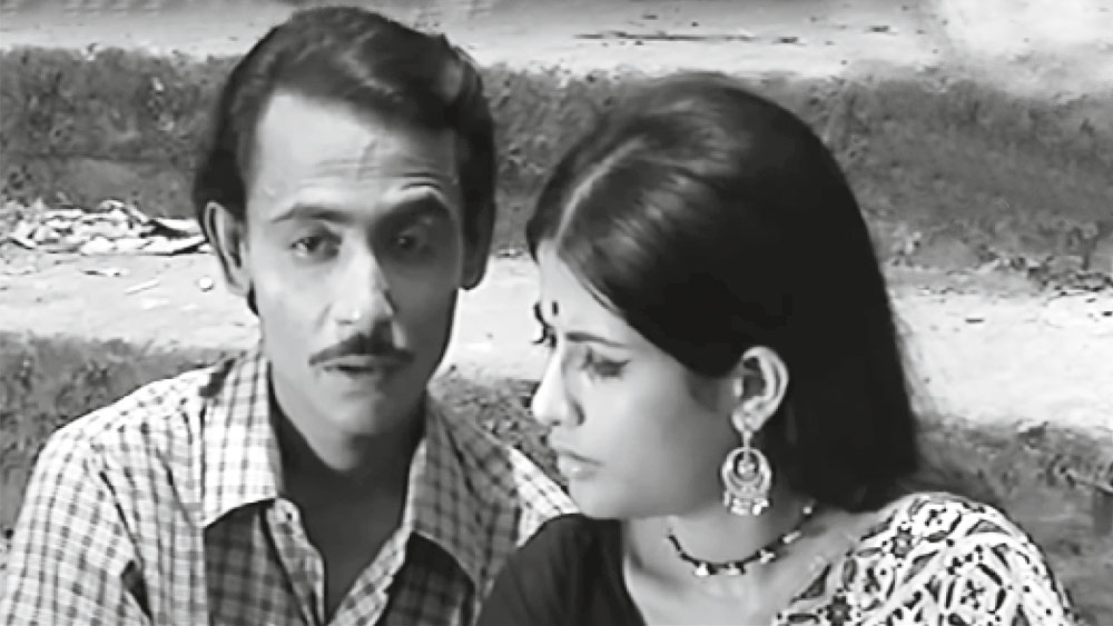 ‘বসন্ত বিলাপ’ (১৯৭৩) ছবির সেই বিখ্যাত দৃশ্য। যেখানে চিন্ময় রায় উচ্চারণ করছেন এমন এক সংলাপ, যা প্রবাদ হয়ে যাবে ভবিষ্যতে। দিনেন গুপ্ত পরিচালিত এই ছবিও আজ কিংবদন্তি।