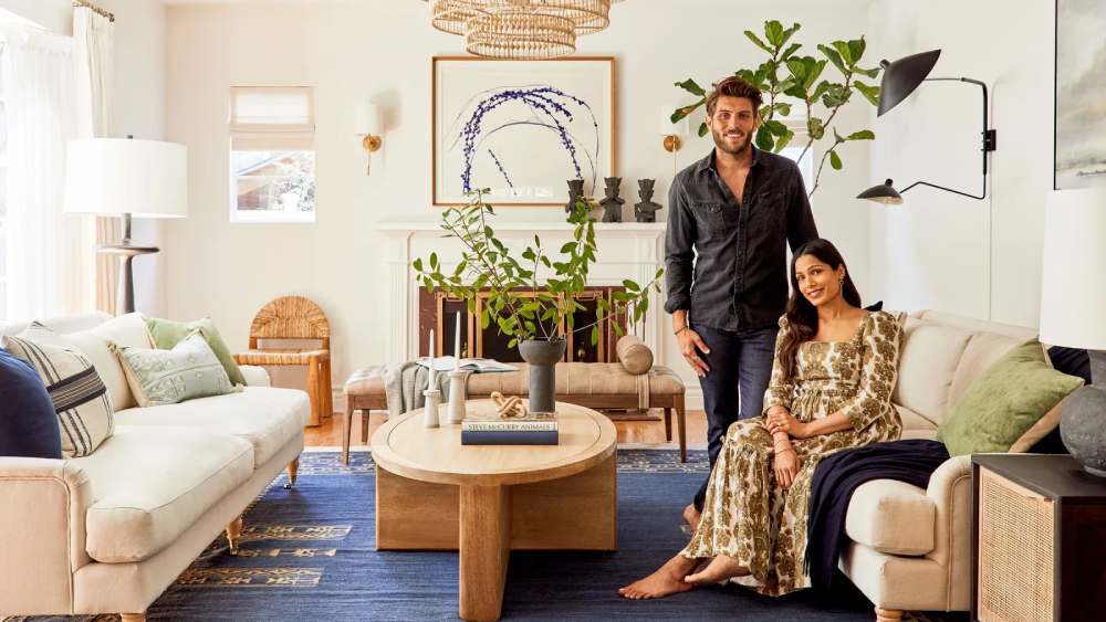 হলিউড তারকাদের মধ্যে ফ্রিডা পিন্টোর অন্দরসজ্জা নিয়ে চর্চা কম হয় না। দেশ বিদেশের পত্রপত্রিকায় ফ্রিডার বাড়ির ছবি ছাপা হয়েছে বারবার। 