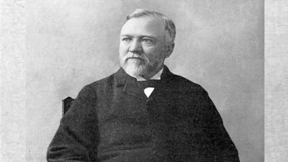 আমেরিকার ইস্পাত শিল্পে কার্যত বিপ্লব এনেছিলেন অ্যান্ড্রিউ কার্নেগির ব্যবসায়িক বুদ্ধি। ১৯ শতকে স্কটিশ-আমেরিকান কার্নেগির ব্যবসায়িক সাম্রাজ্য পশ্চিম গোলার্ধের অর্থনীতির ছবিটাই বদলে দিয়েছিল।