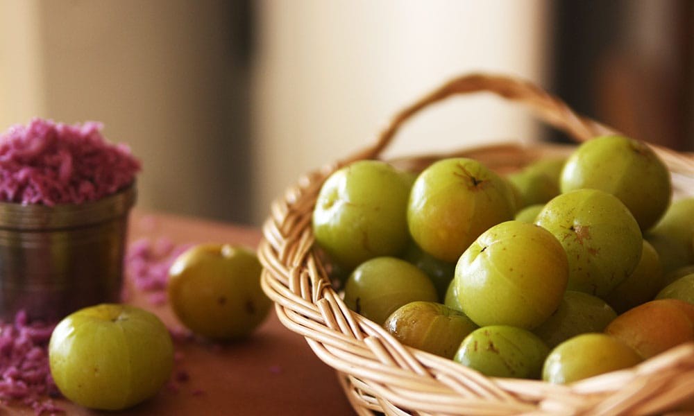 Ayurvedic home ingredients that curb the urge to smoke or chew tobacco.