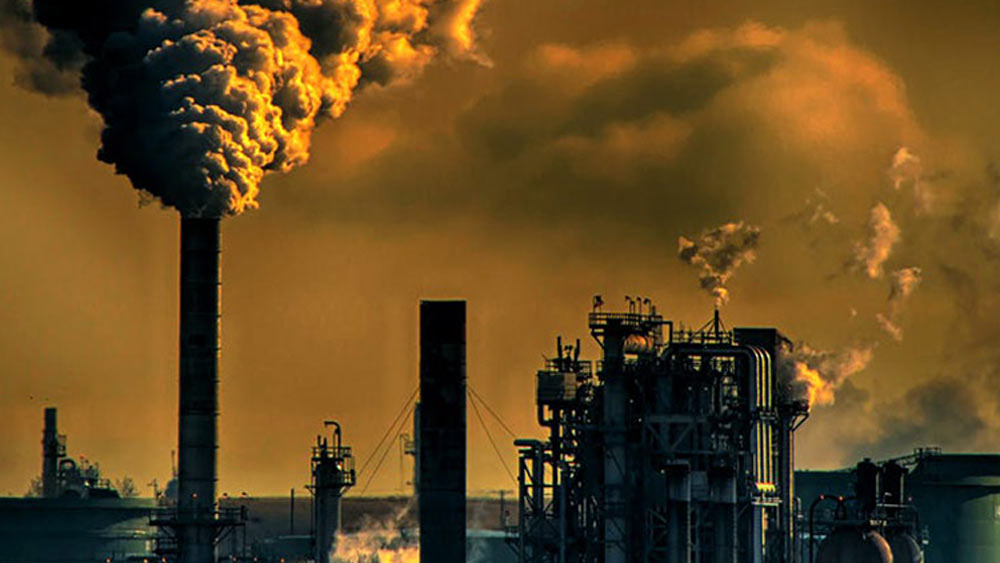 সার্বিয়ার রাজধানী বেলগ্রেড ইউরোপের আদি শহর। তাপবিদ্যুৎ উৎপাদন কেন্দ্র এবং বিভিন্ন খনি এই শহরের দূষণের মূল কারণ। এ ছাড়া কারখানা এবং যানবাহনের ধোঁয়া তো রয়েছেই। সমীক্ষা অনুযায়ী, এর বায়ু মান সূচক ১৬৫।