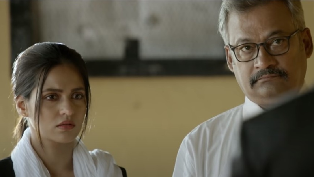 সীমিত পরিসরে নিজস্ব দক্ষতার ছাপ রেখে গিয়েছেন শান্তিলাল মুখোপাধ্যায় ও প্রিয়ঙ্কা সরকার।