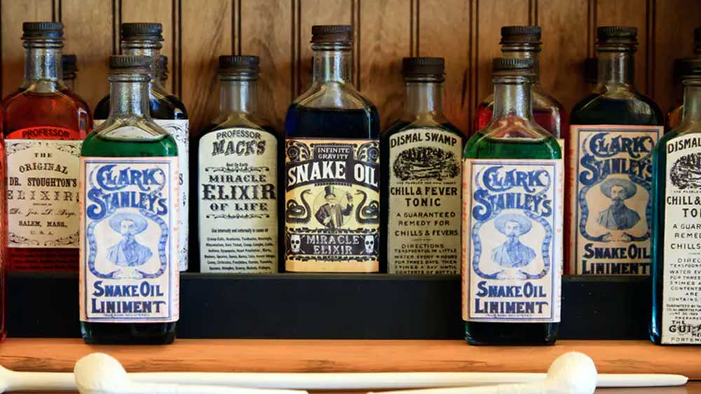 তার পর তিনি গ্রিনভিলেতে চলে যান এবং সেখানে আরও এক সহযোগীর সঙ্গে বিশেষ এক তেল বিক্রি করতে শুরু করেন। মানুষকে বোকা বানিয়ে যৌনসঙ্গমের সময় পুরুষাঙ্গ শক্তিশালী করার কথা বলে এই ওষুধ বিক্রি করতেন তাঁরা। কিন্তু কয়েক মাস এ ভাবে চলার পর তাঁদের প্রতারণা ধরা পড়ে যায়। ব্যবসা গুটিয়ে দু’জনেই সেই এলাকা ছেড়ে পালিয়ে যান। পরবর্তীকালে গ্রেফতারও হয়েছিলেন দু’জনে।