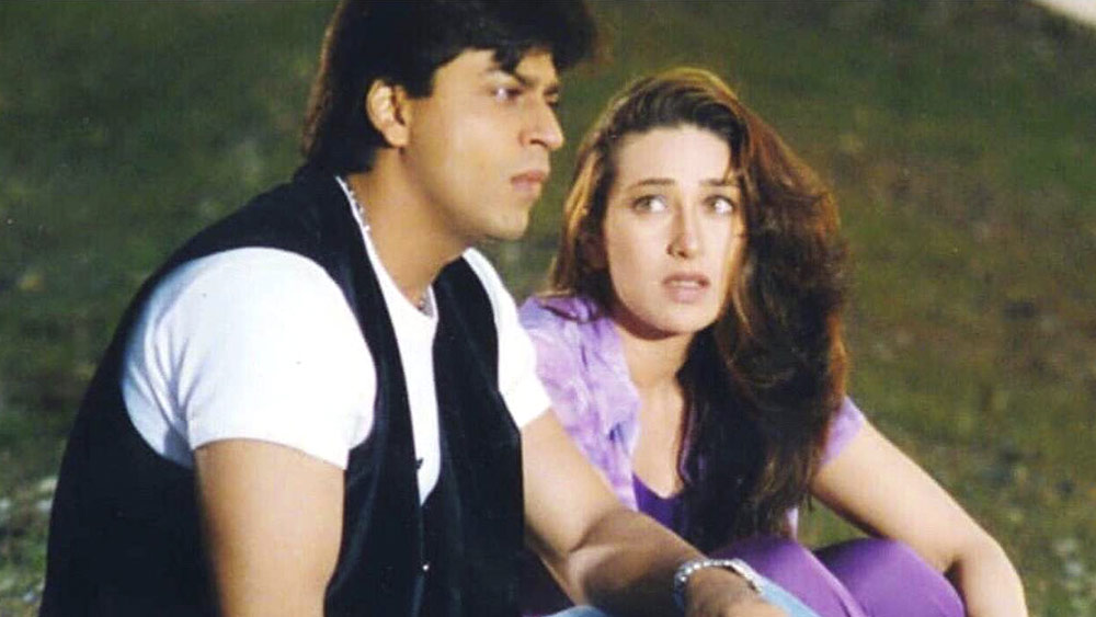 দিল তো পাগল হ্যায়: এই ছবিতে করিশ্মা কপূরের অভিনীত চরিত্রটির জন্য জুহিকে চেয়েছিলেন যশ। কিন্তু সেই সময়ে পরিচালককে ফিরিয়ে দিয়েছিলেন জুহি।