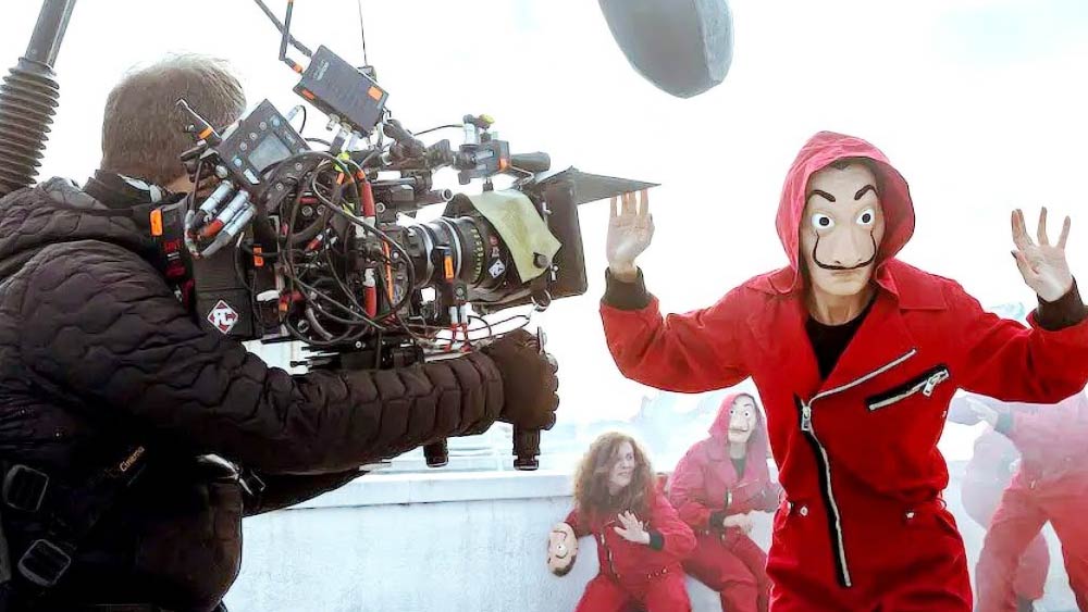 চলতি মাসের শেষে এই ছবির শ্যুটিং শুরু হবে। মুম্বই থেকে শুরু করে দেশের একাধিক জায়গাকে ফ্রেমে ধরা হবে।