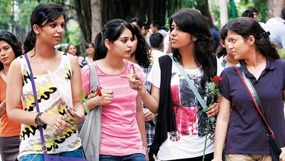 খুলছে কলেজ, কতটা খুশি পড়ুয়ারা?