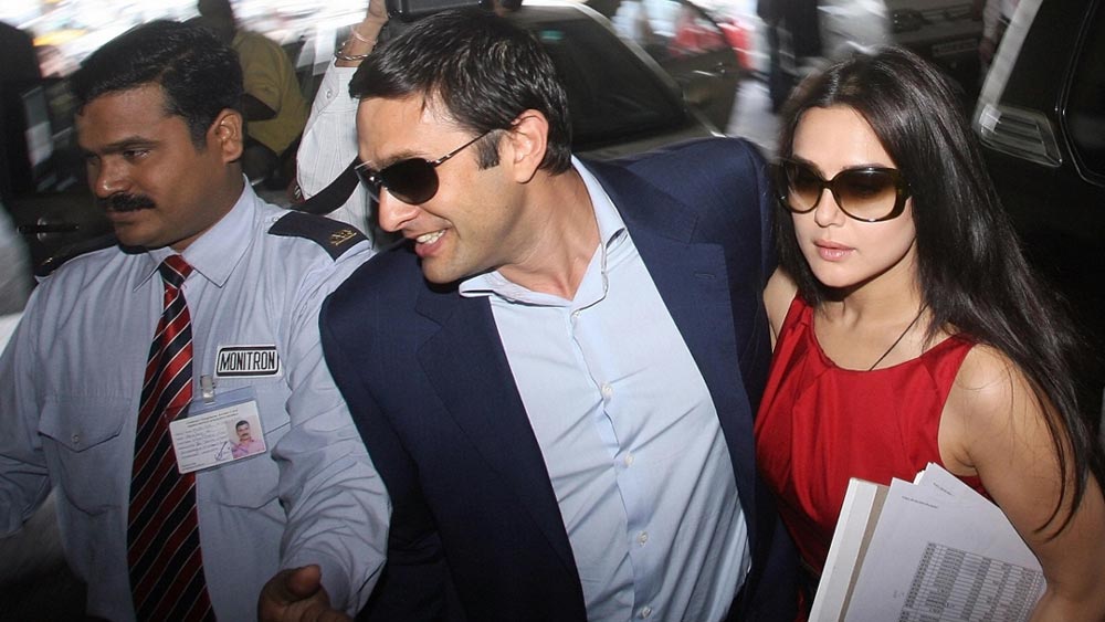 পঞ্জাব কিংস (আগে ছিল কিংস ইলেভেন পঞ্জাব)-এর মালকিনের সঙ্গে নেস ওয়াদিয়ার সম্পর্ক এবং সম্পর্ক ভাঙা সুবিদিত। বর্তমানে নেসের সঙ্গে সম্পর্ক না থাকলেও আইপিএলের এই দলটির মালিকানা দু’জনেরই।  