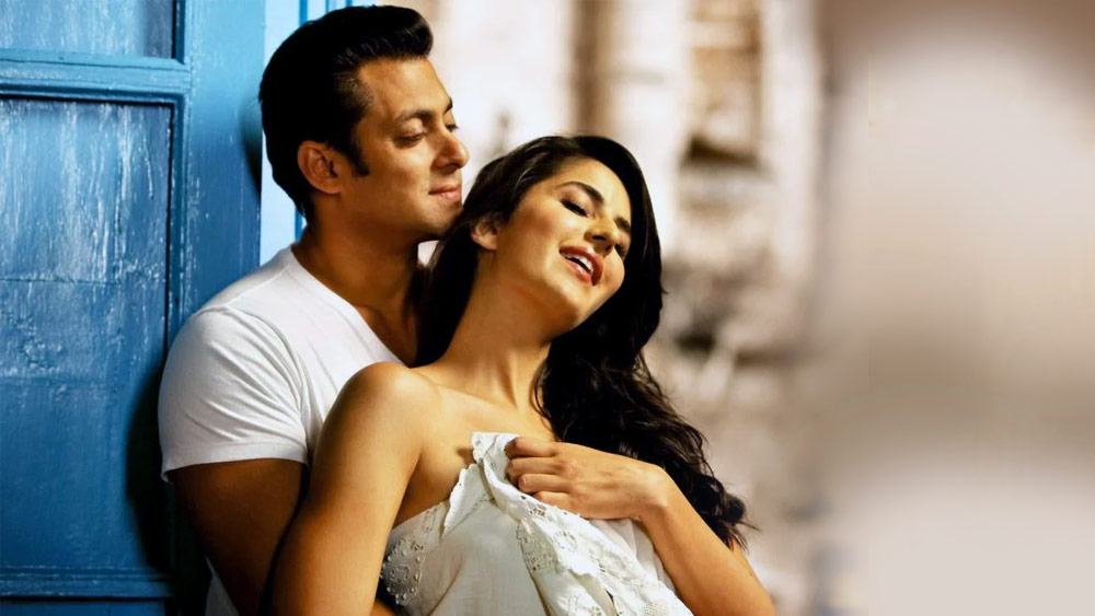 সে বহু বছর আগের কথা। বলিউডে সবে পা রাখছেন ক্যাটরিনা। সেই সময়েই নায়িকার ঘনিষ্ঠতা হয় বলিউডের প্রথম সারির এক নায়কের সঙ্গে। তিনিই সলমন খান।