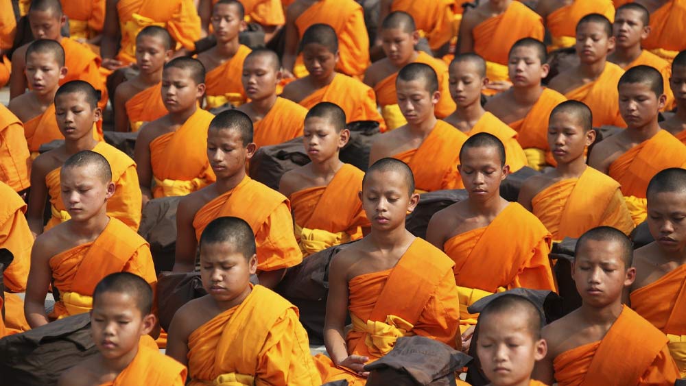 সঙ্ঘের মধ্যে বিভাজন সৃষ্টিও পাপ। বুদ্ধের জীবদ্দশায় দেবদত্ত তেমন কাজ করতে চেয়েছিলেন বলে জানা যায়।