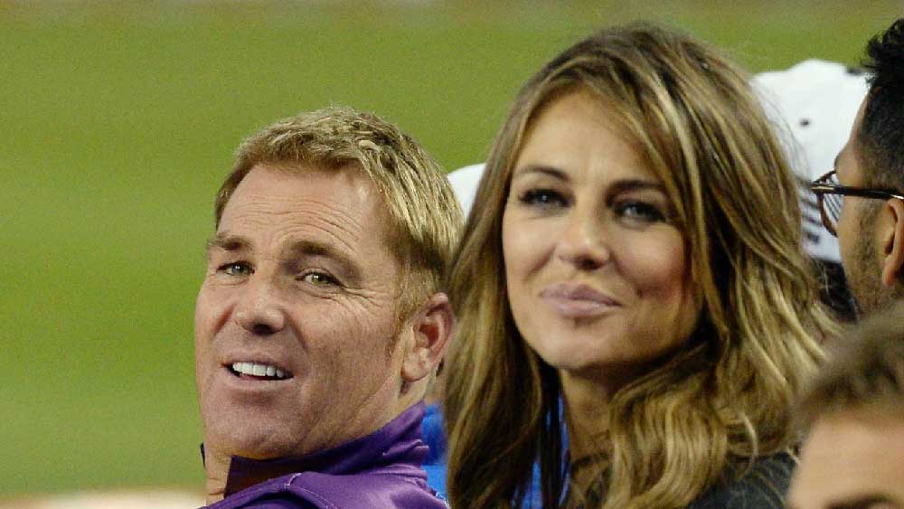 অস্ট্রেলিয়ারই শেন ওয়ার্ন এই তালিকায় শীর্ষে থাকবেন। ব্রিটিশ নার্স ডনা রাইট থেকে শুরু করে ২০০৬ সালে ইংল্যান্ডের কাউন্টি ক্রিকেটে হ্যাম্পশায়ার-মিডলসেক্স ম্যাচের আগের দিন দুই মডেলের সঙ্গে যৌনতা, একাধিক বিবাহ বহির্ভূত সম্পর্ক, ২০১১ সালে আইপিএল-এ স্টেডিয়ামে প্রকাশ্যে তৎকালীন বান্ধবী এলিজাবেথ হারলেকে চুম্বন, ওয়ার্ন সবই ঘটিয়েছেন।