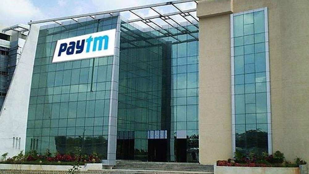 পরবর্তীকালে এই সংস্থা থেকেই পেটিএম চালু করেন তিনি। ২০১০ সালে অনলাইন লেনদেন অ্যাপ পেটিএম বাজারে আনেন। বর্তমানে ৪০ কোটি লোক লেনদেনের জন্য পেটিএম ব্যবহার করে থাকেন। প্রতি দিন কোটি কোটি টাকার লেনদেন হয় এই অ্যাপের মাধ্যমে।