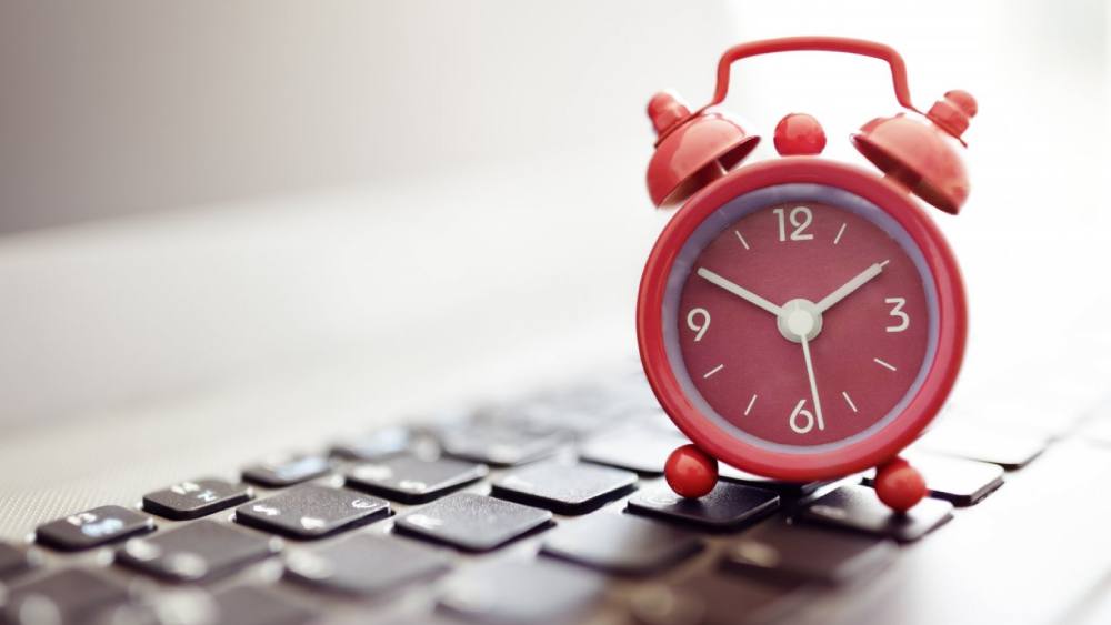 ২৪ ঘণ্টার দিনটাকে চার ভাগে ভেঙে তার শুধু একটা ভাগ অফিসকে দিতে হবে। বাকি সময়টা পুরোপুরি আপনার—দিন কয়েক আগে কর্মীদের এমনই প্রতিশ্রুতি দিয়েছে টাটা কনসালটেন্সি সার্ভিস (টিসিএস)।