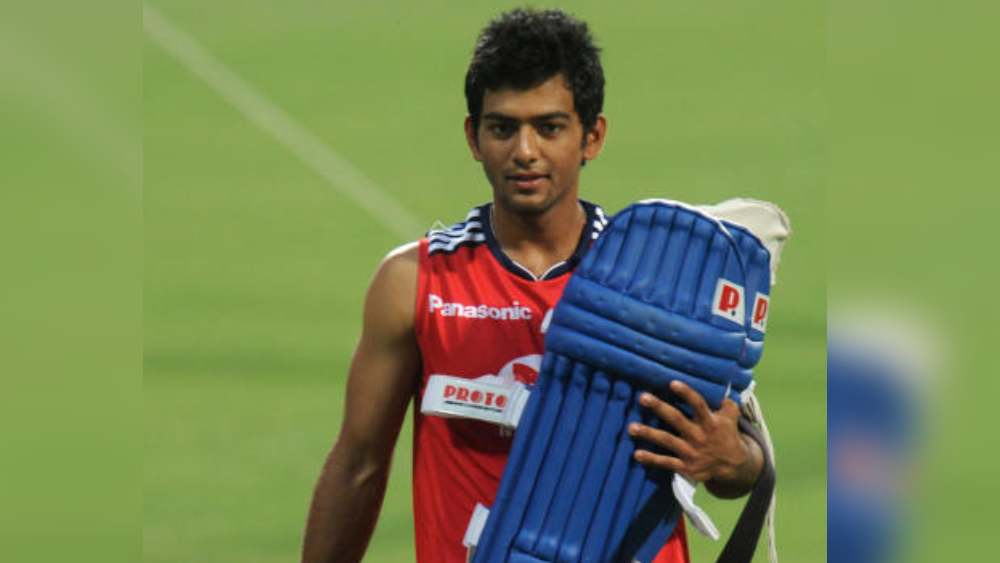 ২০১৩ সালে দিল্লি ডেয়ারডেভিলসের হয়ে আইপিএল-এ অভিষেক হয় উন্মুক্তের। পরের বছর রাজস্থান রয়্যালস তাঁকে নেয়। 