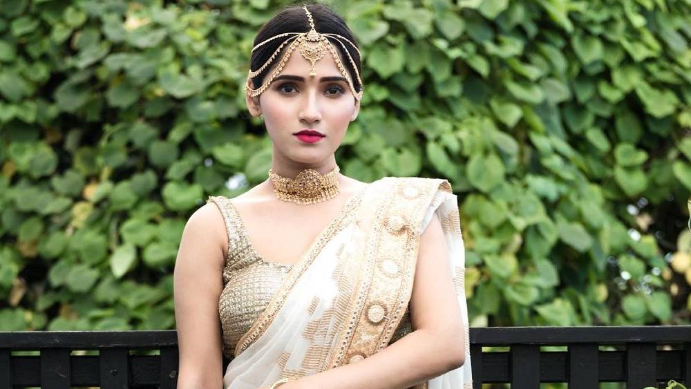 অভিজ্ঞতা ভাগ করে নিলেন পূজারিণী