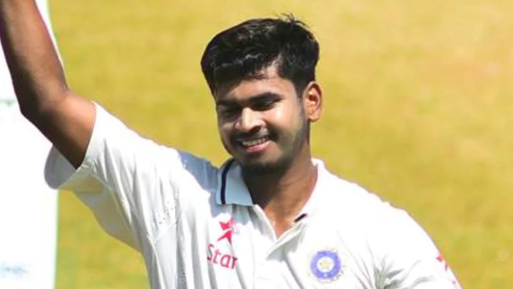 শ্রেয়স আয়ার: অভিষেক হতে পারে শ্রেয়সের। রাহুলের বদলে সূর্যকুমার যাদবকে দলে নেওয়া হয়েছে। তবে প্রথম টেস্টে সুযোগ পেতে পারেন শ্রেয়স।