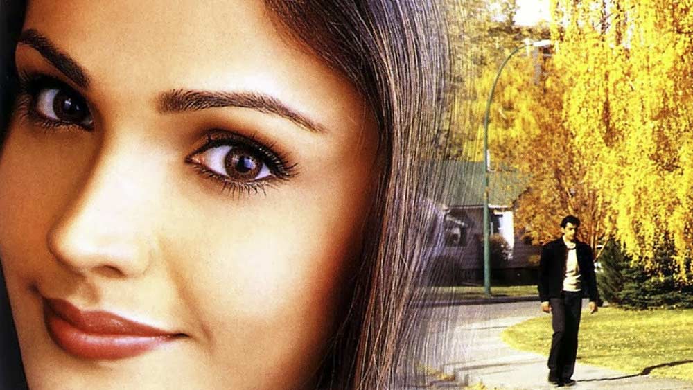 কিন্তু তার পর আর একটিও হিট ছবি দিতে পারেননি সন্দলি। বলিউড ছেড়ে ভাগ্য পরীক্ষা করে দেখেছিলেন দক্ষিণী ছবিতেও। কিন্তু সেখানেও হিট ছবির শিকে ছেঁড়েনি। অথচ তত দিনে তাঁর করা একটি ছবি জাতীয় পুরষ্কার পেয়েছে। প্রশংসিত হয়েছে সন্দলির অভিনয়ও।