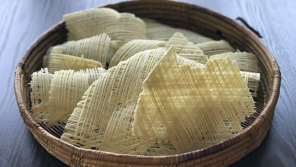 Threads of God,To eat the world's rarest pasta people walk 20 miles at night dgtl