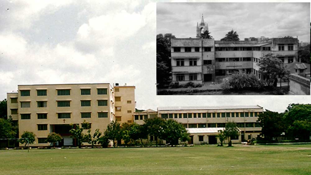 ১৯১৬ সাল থেকে সাবেক খিদিরপুর হাউসেই চলছে সেই স্কুল। ১৯১৭ সালে এর নাম পরিবর্তনের প্রস্তাব ওঠে। শেষে ১৯২৩ সালে ‘ক্যালকাটা ফ্রি স্কুল’-এর নতুন নাম হয় সেন্ট থমাস স্কুল। স্বাধীনতার পরে এই প্রতিষ্ঠানের দরজা খুলে যায় অ-ইউরোপীয়দের জন্যেও। ৪, ডায়মন্ড হারবার রোডের এই স্কুলটি কলকাতার প্রাচীনতম শিক্ষা প্রতিষ্ঠানগুলির অন্যতম। এই স্কুলের মতো বড় ক্যাম্পাস কলকাতার স্কুলগুলিতে বিরল।