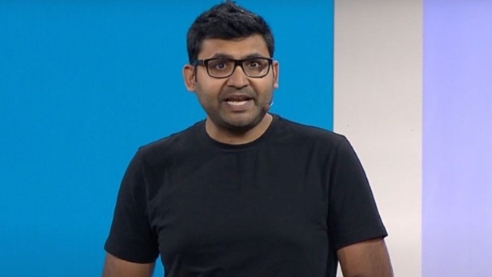 পরাগও প্রত্যুত্তরে জ্যাককে ধন্যবাদ জানিয়েছেন। টুইটারে লিখেছেন, ‘জ্যাক, তোমার বন্ধুত্ব পেয়ে আমি ধন্য। একজন গুরু হিসেবে যে দায়িত্ব তুমি পালন করে চলেছ, তার জন্য কৃতজ্ঞতার শেষ নেই আমার।’