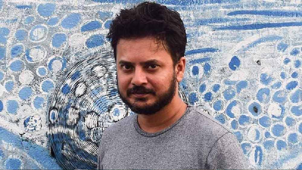পুজোর অস্থায়ী স্টলের এগরোলের যে প্রাণকাড়া গন্ধ, তার সঙ্গে পাল্লা দিতে পারে খুব কম জিনিসই।