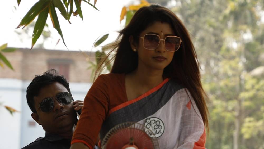 আর একার পুজোর নয়, নির্বাচনী কেন্দ্রের সমস্ত অধিবাসীদের নিয়ে আমার পুজো।