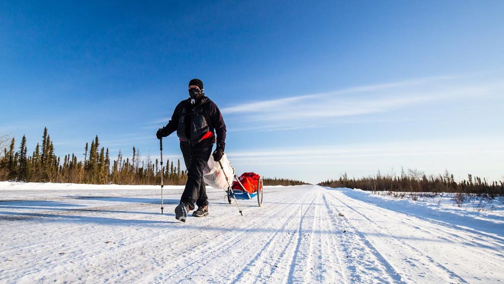 ৬৬৩৩ আর্কটিক আলট্রা: কানাডায় অনুষ্ঠিত হয় এই ম্যারাথন। ৫৩৬ কিলোমিটার বরফ পথ অতিক্রম করতে হয় এতে। প্রাকৃতিক দৃশ্য যতটা সুন্দর, চলার পথ ততটাই দুর্গম।