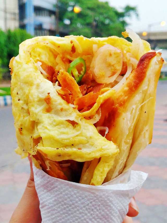 kinds of street food to delve into this Durga Puja 2021