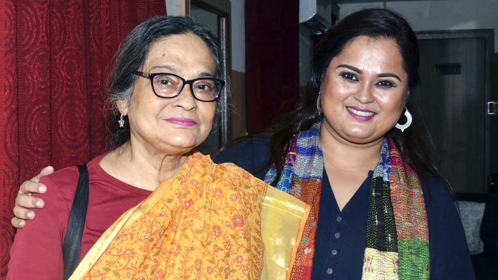 সোহিনীর পুজো মানেই ছিল সবটা তাঁর মাকে ঘিরেই।