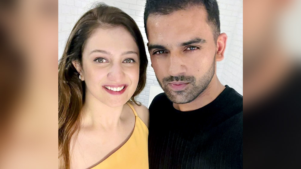 মনে করা হচ্ছে যশপ্রীত বুমরা, যুজবেন্দ্র চহাল, হার্দিক পাণ্ড্যর পর খুব শিঘ্রই চাহারেরও বিয়ের ফুল ফুটবে।