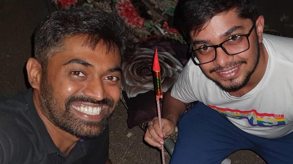 ২০১৮ সালে আসনীর গ্রোভার এবং ভাবিক কোলাদিয়ার সঙ্গে মিলিত চেষ্টায় ভারতপে অ্যাপ বাজারে নিয়ে আসেন তিনি। সংস্থার গ্রুপ প্রোডাক্ট হেড হন।