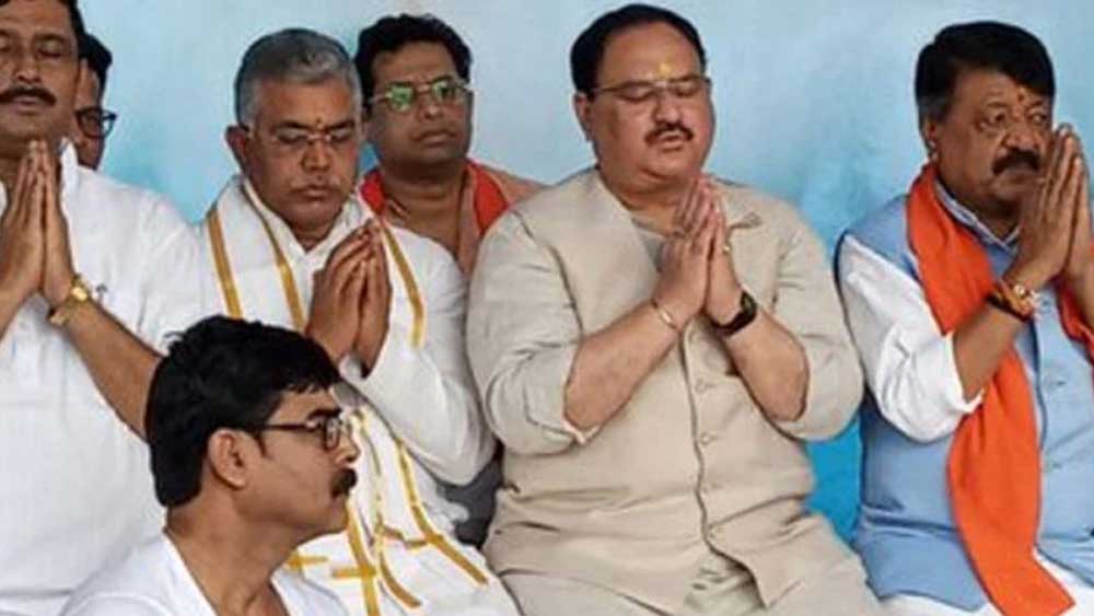 মহালয়া, ২০১৯। কলকাতায় তর্পণ করতে এসেছিলেন নড্ডা।