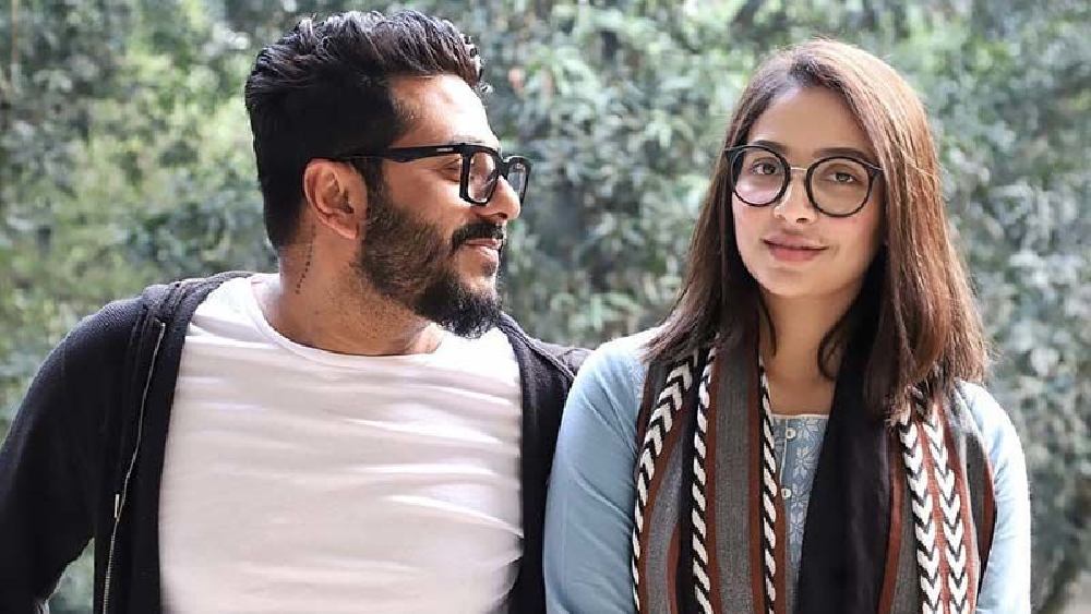 পুজোয় নিজের জন্য বিশেষ জামাকাপড় কিনি না। শুভই প্রত্যেক বছর নিয়ম করে আমায় পাঞ্জাবি কিনে দেয়।