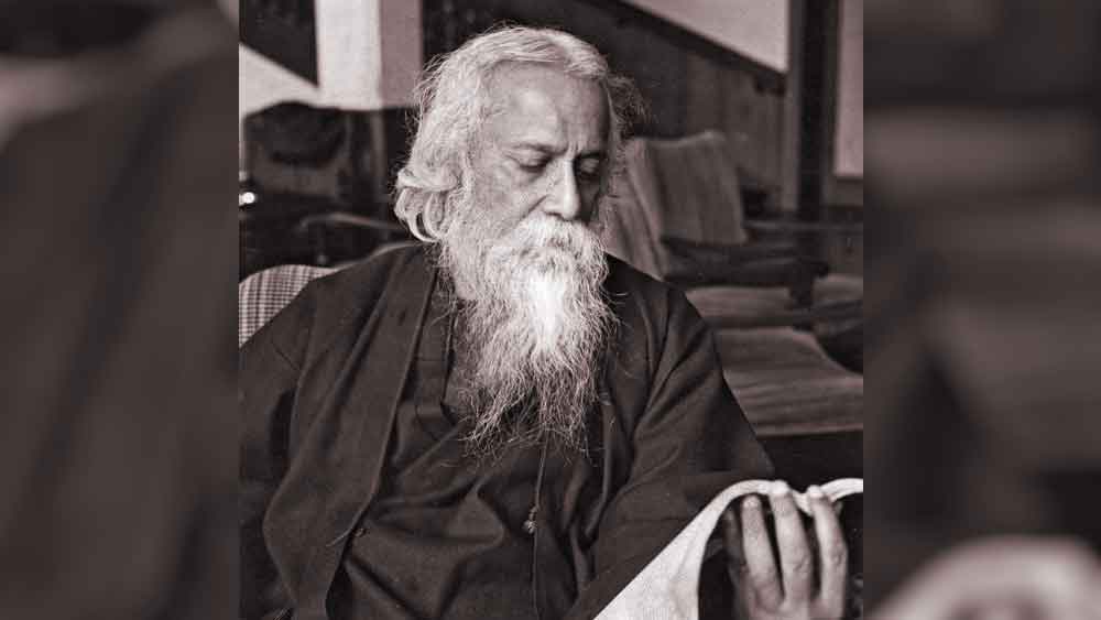 ‘আমার ভগবান মানুষের যা শ্রেষ্ঠ তাই নিয়ে। তিনি মানুষের স্বর্গেই বাস করেন।’