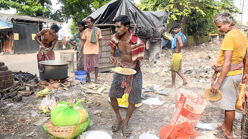 poor condition of idol carriers due to pandemic and flood