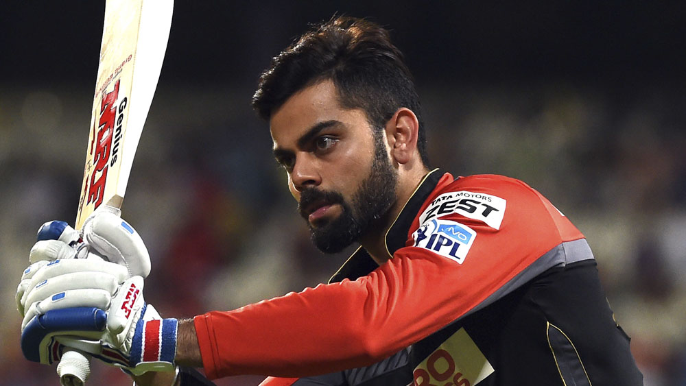 আইপিএল-এ মোট ছয় বার এক মরসুমে ৫০০-র বেশি রান করেছেন কোহলী। আর কোনও ভারতীয় ব্যাটারের এই কৃতিত্ব নেই।