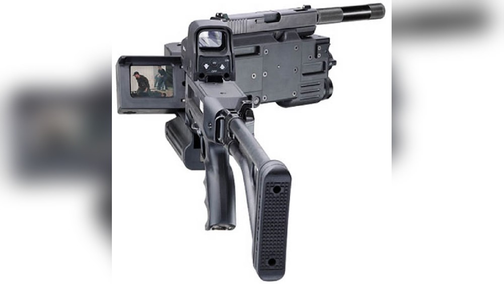 আধুনিক সেই ‘অস্ত্রের’ নাম কর্নারশট। মেঘনাদের মতোই এই ‘অস্ত্র’ হাতে থাকলে শত্রুকে দেখা যায়, কিন্তু হামলাকারী থাকেন চোখের আড়ালে।