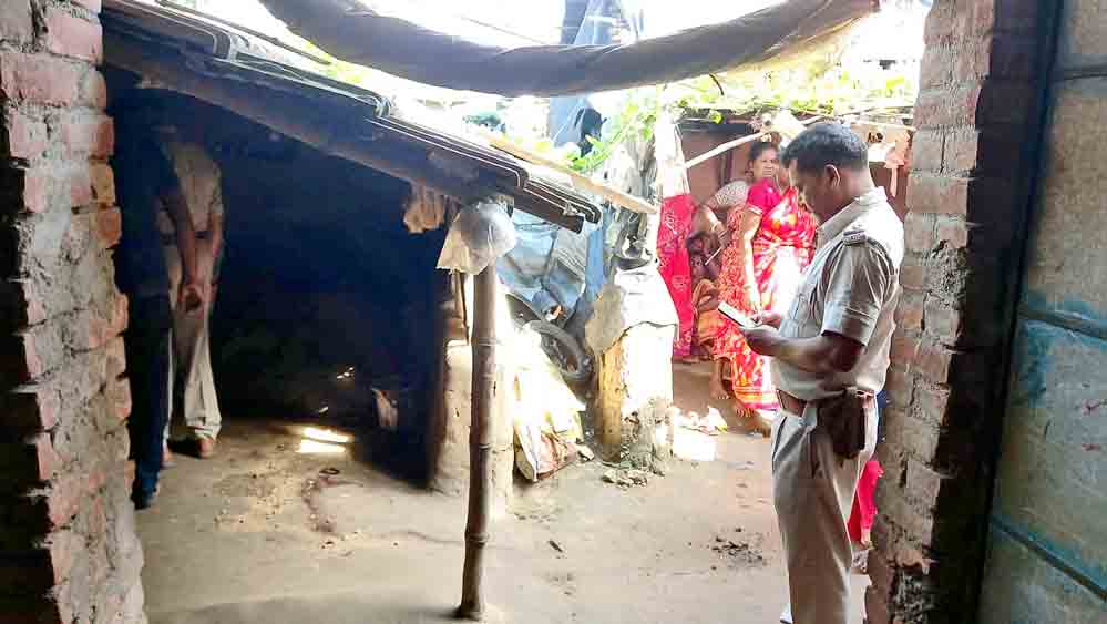 Police arrested 1 in allegation of murdering wife in front of the child in Kalna